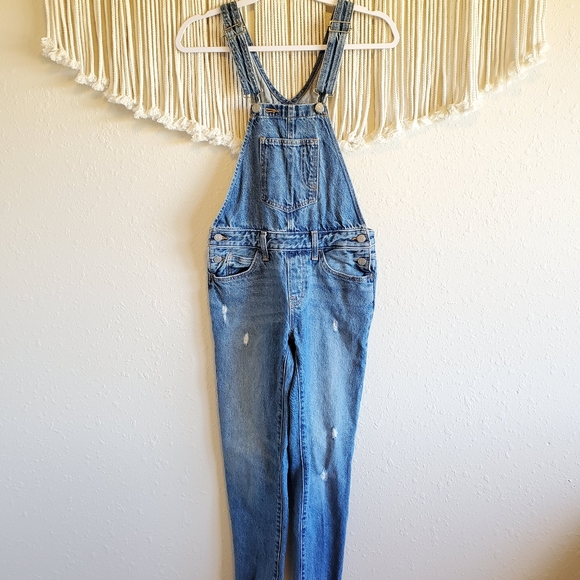LEVI'S Distressed Skinny Leg Full Length Overalls - Picture 4 of 9